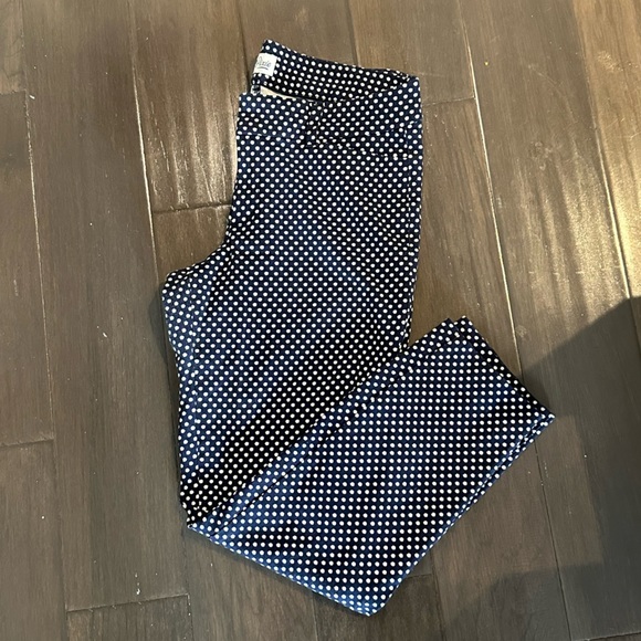 Old Navy Pants - Old Navy Blue & White Polka Dots Capri Cropped Pants Size 8